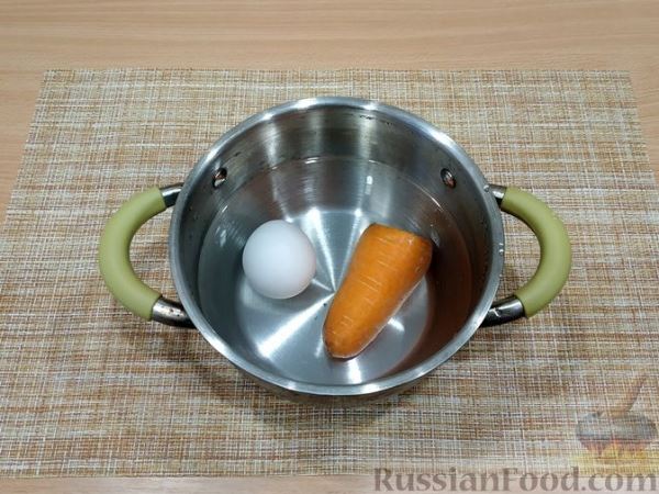 Форшмак с плавленым сыром, морковью и луком