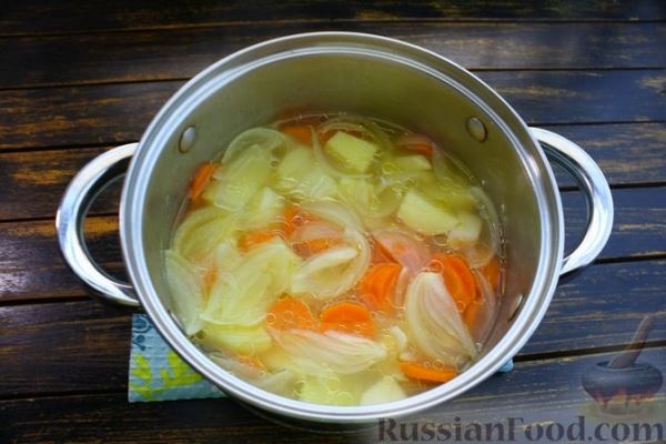 Крем-суп с консервированным горошком