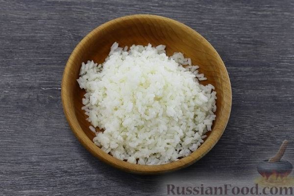 Кутья из риса с цукатами и изюмом